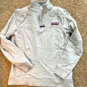 XS Vineyard Vines Pullover